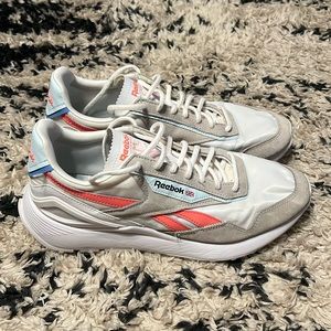 Reebok classic Legacy az size 10 women’s